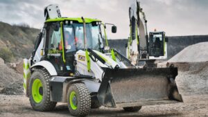 JCB accélère sa transition vers l&rsquo;hydrogène avec la nouvelle 3CX Hydrogen